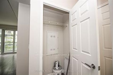 Photo 20 at 824 - 15 James Finlay Way, CFB, Toronto