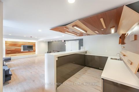 Photo 24 at 824 - 15 James Finlay Way, CFB, Toronto