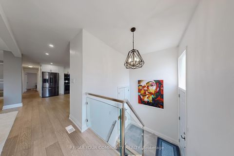 Photo 20 at 26 Faye Drive, Pleasant View, Toronto