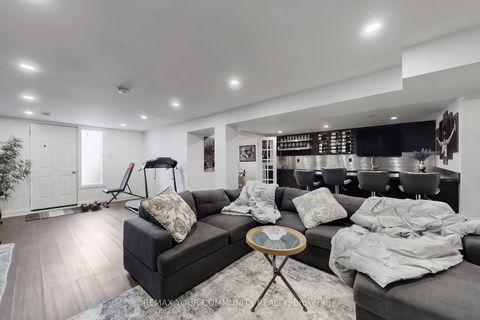 Photo 23 at 26 Faye Drive, Pleasant View, Toronto