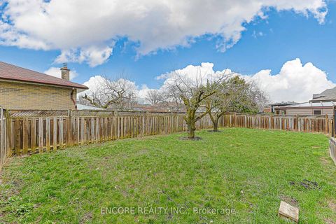 Photo 48 at 93 Pleasant View Drive, Pleasant View, Toronto