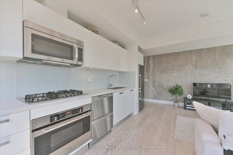 Photo 17 at 3006 - 224 King Street W, Waterfront Communities C1, Toronto