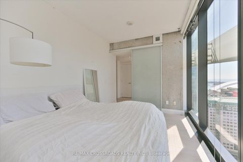 Photo 20 at 3006 - 224 King Street W, Waterfront Communities C1, Toronto