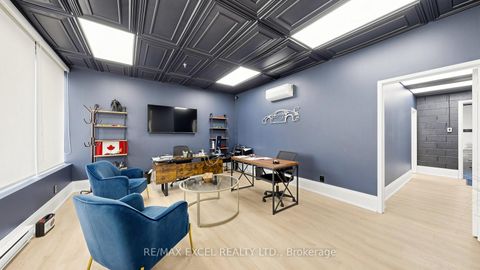 Photo 9 at 7 - 91 Fernstaff Court, Concord, Vaughan