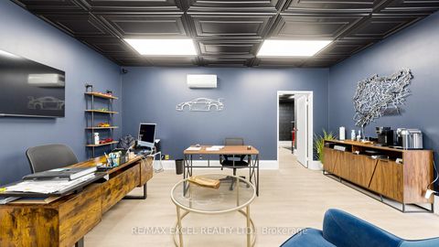 Photo 10 at 7 - 91 Fernstaff Court, Concord, Vaughan