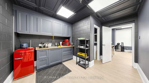 Photo 13 at 7 - 91 Fernstaff Court, Concord, Vaughan
