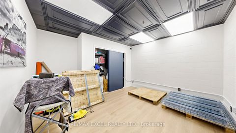 Photo 16 at 7 - 91 Fernstaff Court, Concord, Vaughan