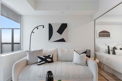 Photo 17 at 612 - 5 Lakeview Avenue, Bellwoods, Toronto