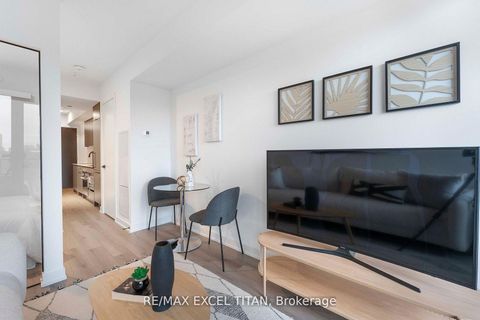 Photo 19 at 612 - 5 Lakeview Avenue, Bellwoods, Toronto