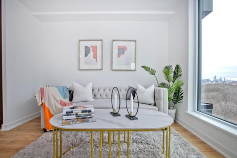 Photo 8 at 617 - 1 Quarringrton Lane, Don Mills, Toronto