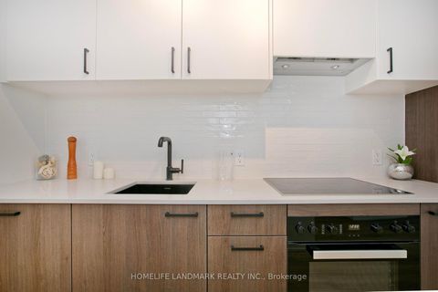 Photo 14 at 617 - 1 Quarringrton Lane, Don Mills, Toronto