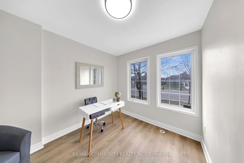 Photo 3 at 68 - 2758 Eglinton Avenue E, Eglinton East, Toronto