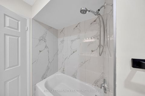 Photo 29 at 68 - 2758 Eglinton Avenue E, Eglinton East, Toronto