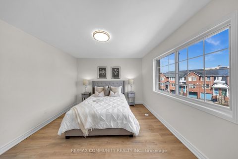 Photo 31 at 68 - 2758 Eglinton Avenue E, Eglinton East, Toronto