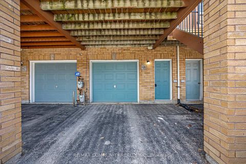 Photo 36 at 68 - 2758 Eglinton Avenue E, Eglinton East, Toronto