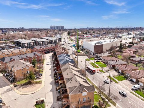 Photo 40 at 68 - 2758 Eglinton Avenue E, Eglinton East, Toronto