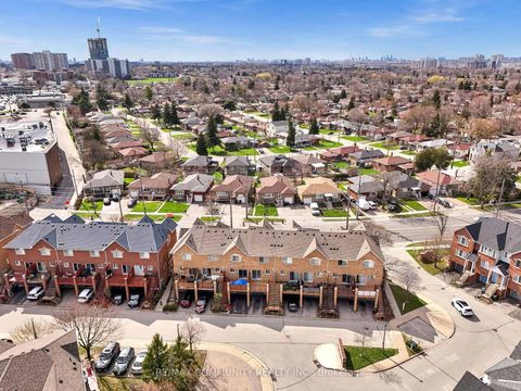 Photo 41 at 68 - 2758 Eglinton Avenue E, Eglinton East, Toronto