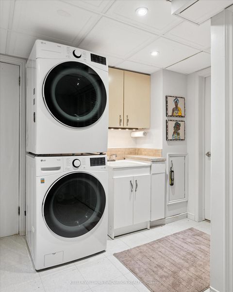 Photo 36 at 12 Burnhamill Place, West Deane, Toronto