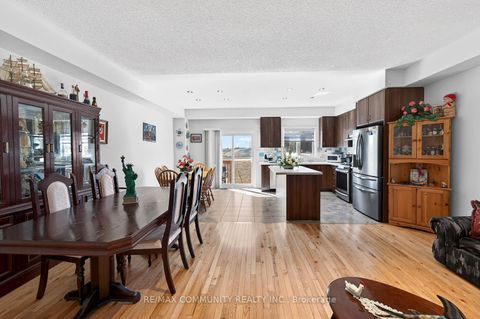 Photo 5 at 1228 Peelar Crescent, Lefroy, Innisfil