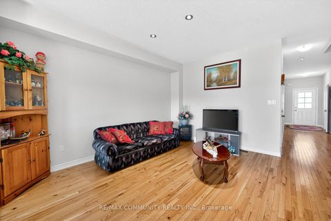 Photo 9 at 1228 Peelar Crescent, Lefroy, Innisfil