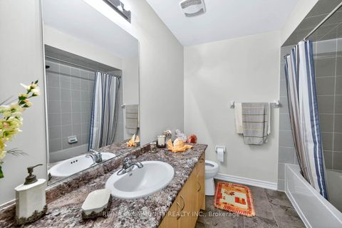 Photo 18 at 1228 Peelar Crescent, Lefroy, Innisfil