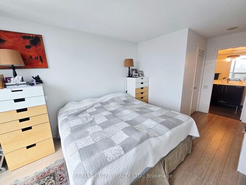 Photo 22 at 1007 - 17 Anndale Drive, Willowdale East, Toronto