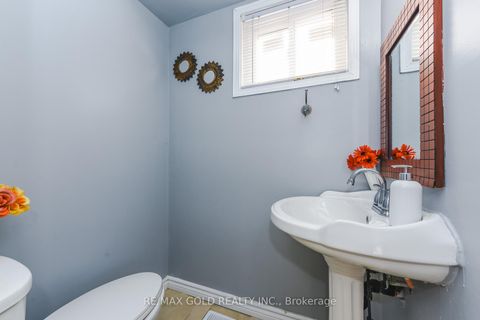 Photo 14 at 7464 Homeside Gardens, Malton, Mississauga