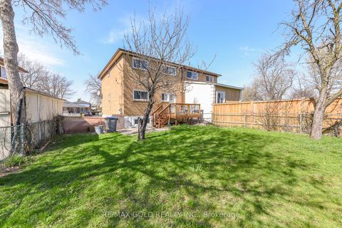 Photo 36 at 7464 Homeside Gardens, Malton, Mississauga