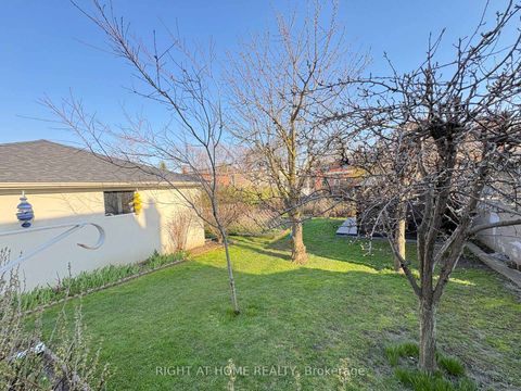 Photo 6 at 25 Burlingame Road, Alderwood, Toronto