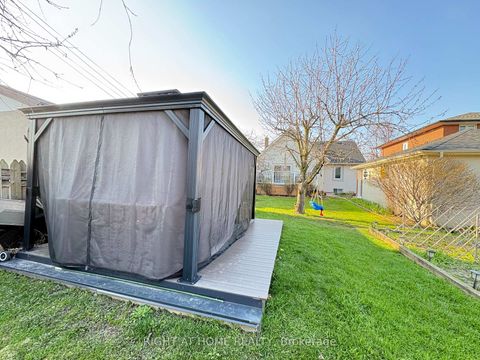 Photo 7 at 25 Burlingame Road, Alderwood, Toronto
