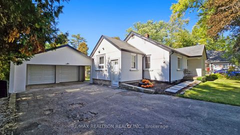Photo 7 at 14376 Jane Street, Rural King, King