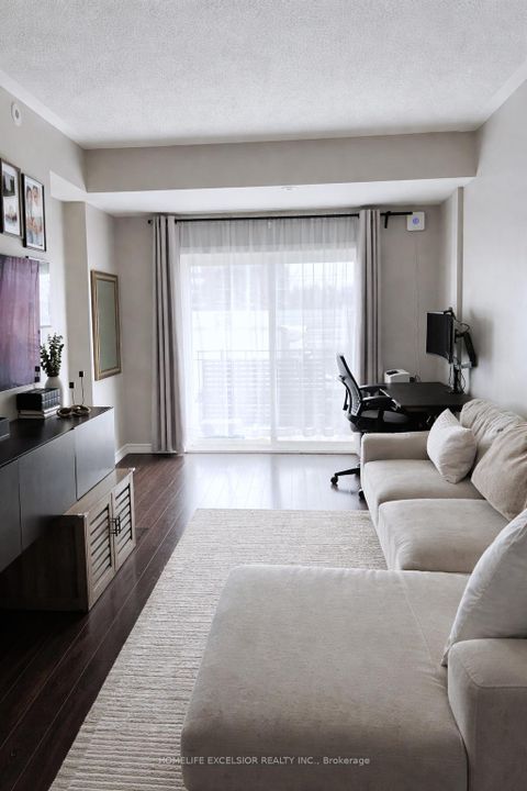 Photo 3 at 226 - 1837 Eglinton Avenue E, Victoria Village, Toronto