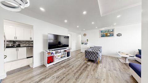 Photo 6 at 102 - 2825 Islington Avenue, Humber Summit, Toronto