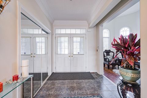 Photo 3 at 39 Boulderbrook Drive, Rouge E11, Toronto