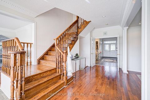 Photo 9 at 39 Boulderbrook Drive, Rouge E11, Toronto