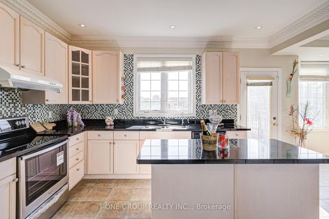 Photo 14 at 39 Boulderbrook Drive, Rouge E11, Toronto