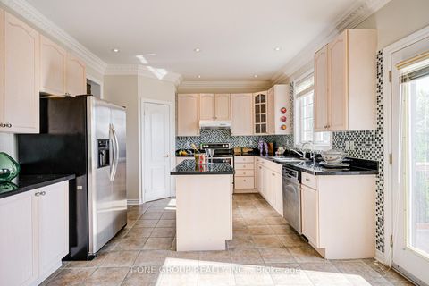 Photo 19 at 39 Boulderbrook Drive, Rouge E11, Toronto