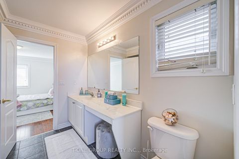 Photo 28 at 39 Boulderbrook Drive, Rouge E11, Toronto