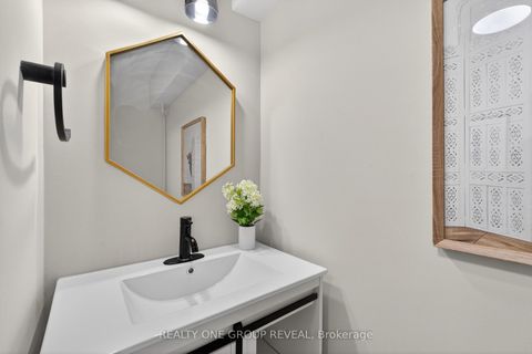 Photo 2 at 9 - 443 Manse Road, West Hill, Toronto
