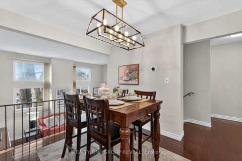 Photo 5 at 9 - 443 Manse Road, West Hill, Toronto