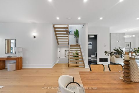 Photo 9 at 78 South Kingsway, Swansea, Toronto