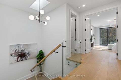 Photo 13 at 78 South Kingsway, Swansea, Toronto