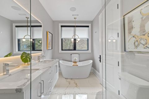 Photo 19 at 78 South Kingsway, Swansea, Toronto