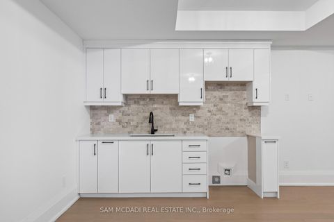 Photo 33 at 78 South Kingsway, Swansea, Toronto