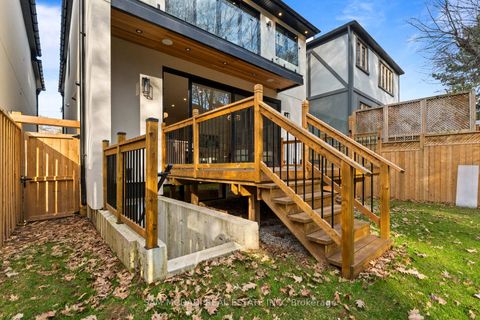 Photo 39 at 78 South Kingsway, Swansea, Toronto