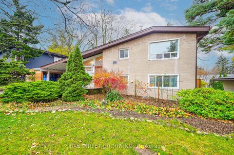 Photo 2 at 5 Cottonwood Drive, Don Mills, Toronto