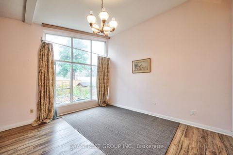 Photo 4 at 5 Cottonwood Drive, Don Mills, Toronto