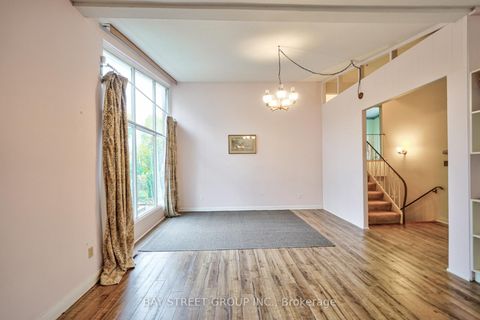 Photo 5 at 5 Cottonwood Drive, Don Mills, Toronto