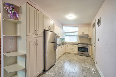 Photo 9 at 5 Cottonwood Drive, Don Mills, Toronto