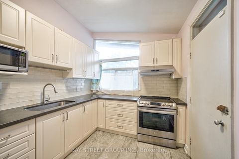 Photo 10 at 5 Cottonwood Drive, Don Mills, Toronto